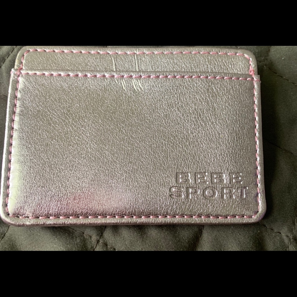 BeBe Sport card holder, pink metallic color.